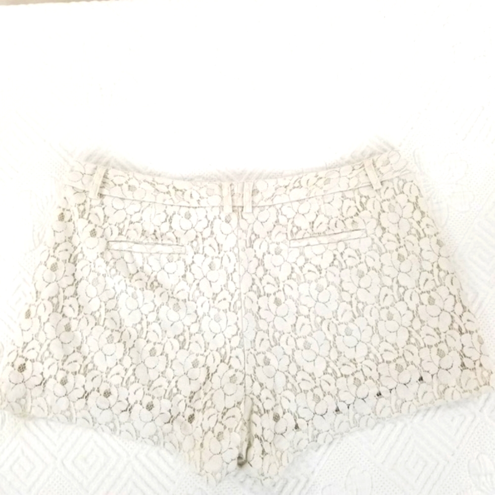 LAUREN CONRAD LACE SHORTS - Picture 2 of 4